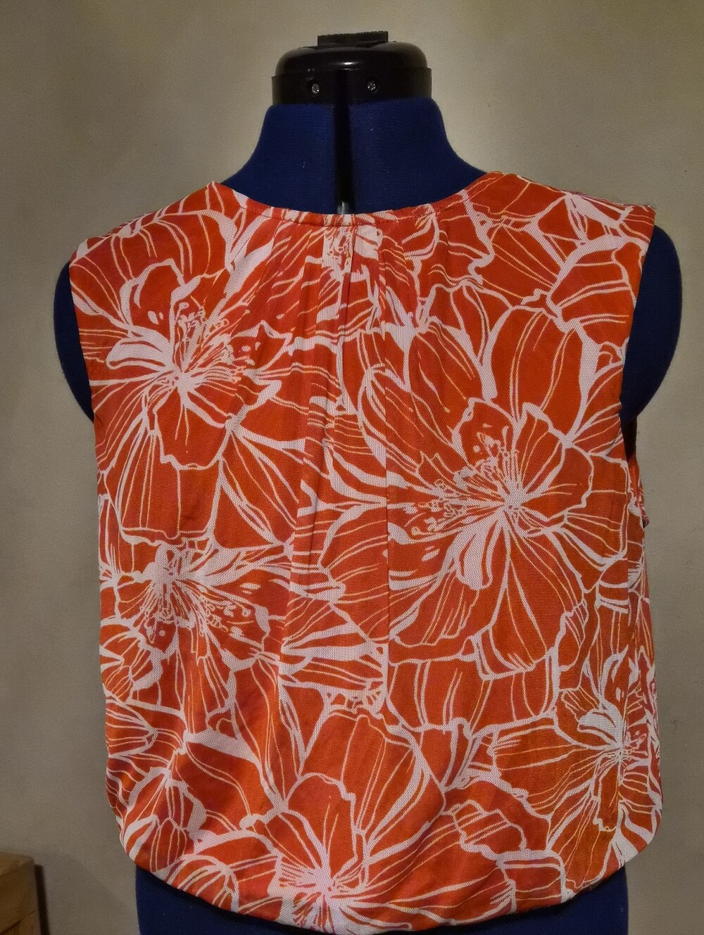Sleeveless Floral Camisole in Orange and White